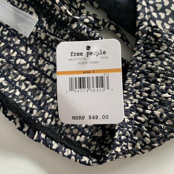 Free People Women's Cassie Soft Bra Black Combo Hearts NWT Size Small - Picture 3 of 7